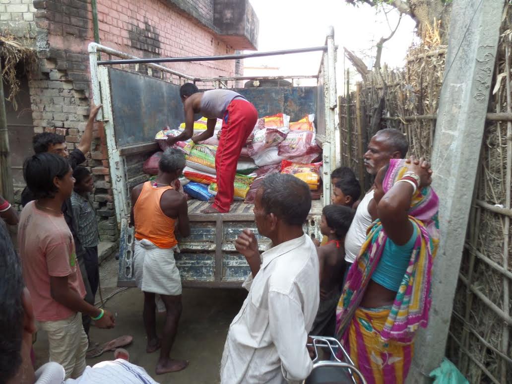 relief packet distribution.jpg